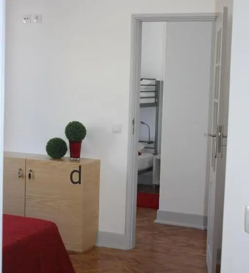 Standard Neljän Hengen Huone, Hostel Rossio Alcobaça