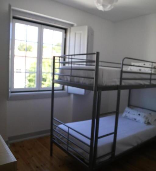 غرفة قياسية رباعية, Hostel Rossio Alcobaça