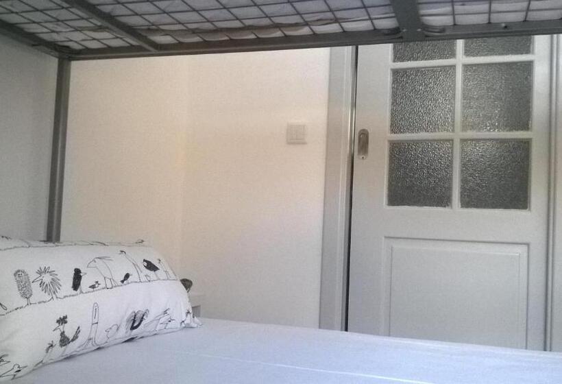 غرفة قياسية سرير بطابقين, Hostel Rossio Alcobaça