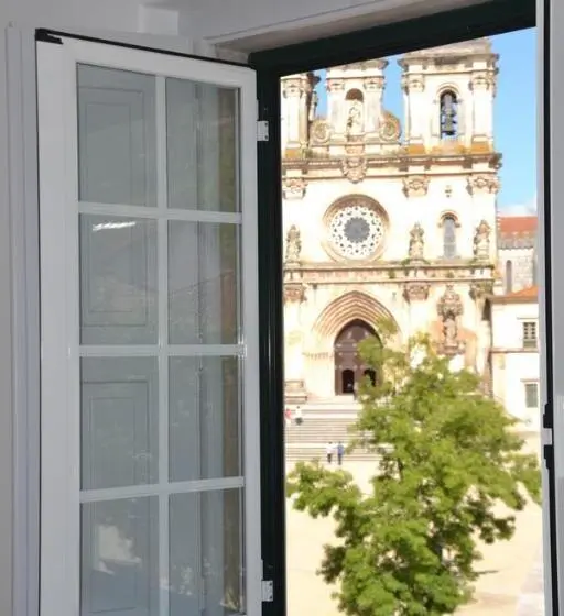 Standard room with outdoor bath, Hostel Rossio Alcobaça