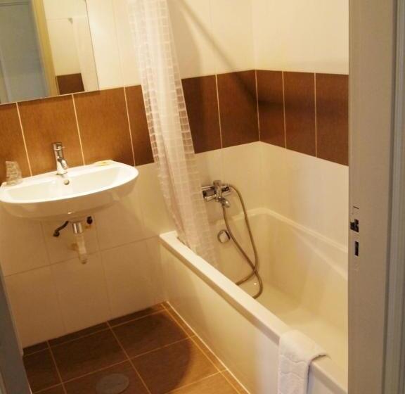 اتاق لوکس, Areias Claras