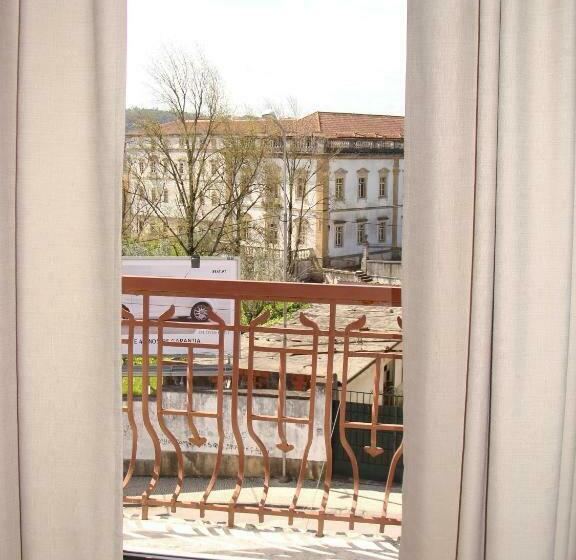 غرفة قياسية, Botanico De Coimbra