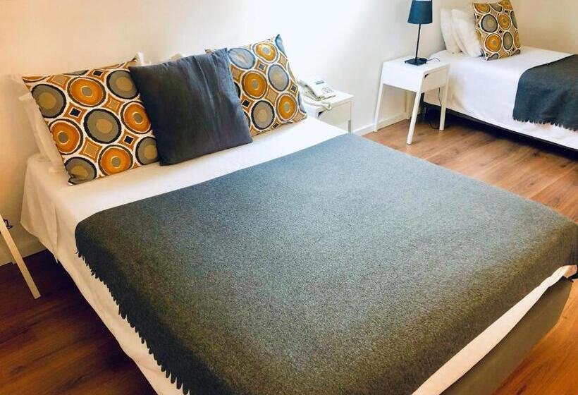 غرفة قياسية ثلاثية, Botanico De Coimbra