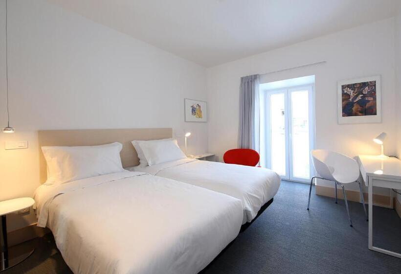 اتاق سوپریور, Convento Do Salvador