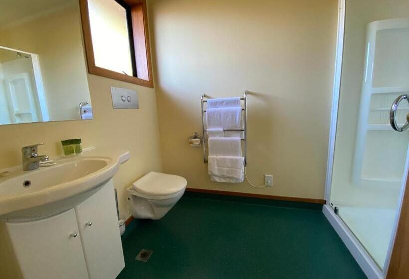 标准工作室, Donegal House