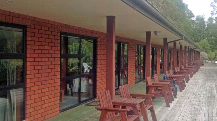 家庭间, Donegal House