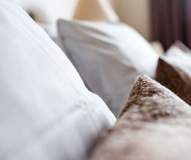 スタンダードルーム, Fågelbrohus