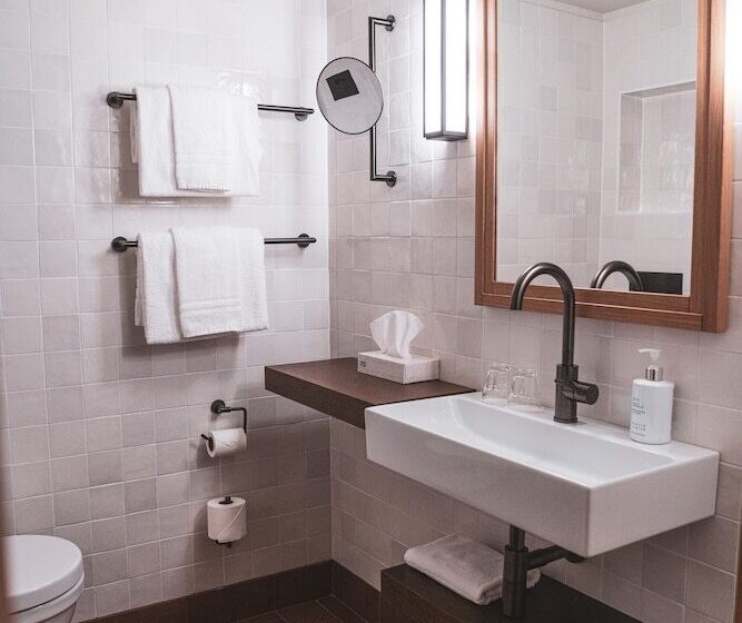 スタンダードルーム, Fågelbrohus