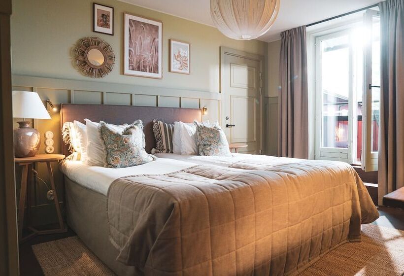 スタンダードルーム, Fågelbrohus