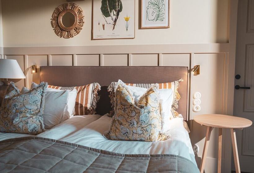 スタンダードルーム, Fågelbrohus