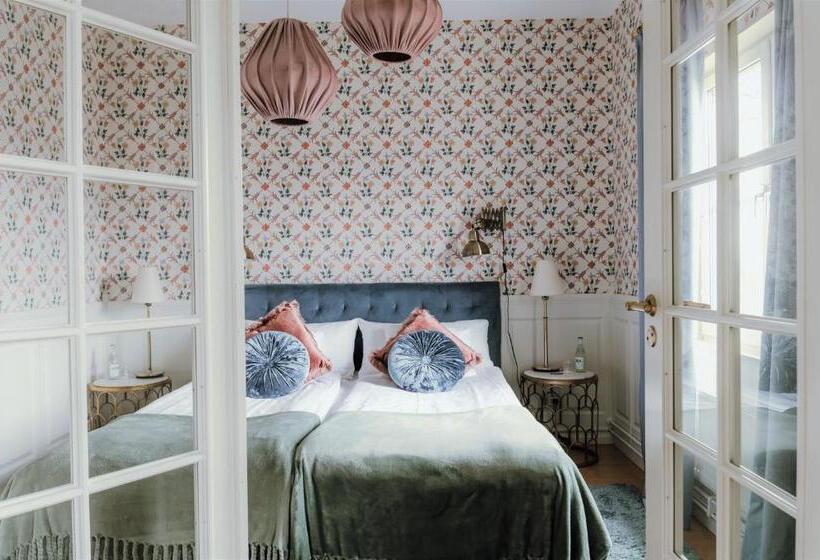 סוויטה, Haga Slott