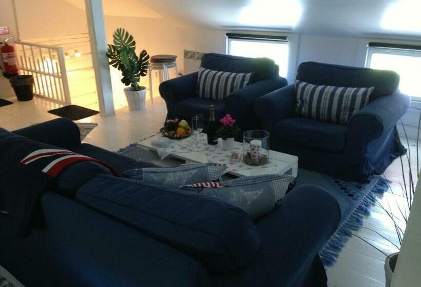 Люкс, Johanssons Gårdshotell I Roslagen