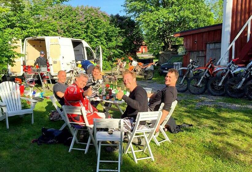 Номер Стандарт, Johanssons Gårdshotell I Roslagen