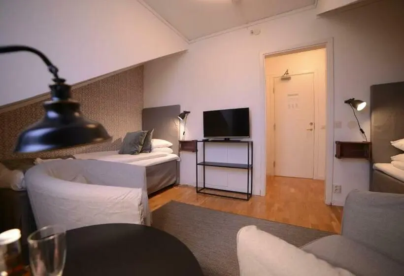 Standard-huone, örserumsbrunn Gestgifveri & Konferens