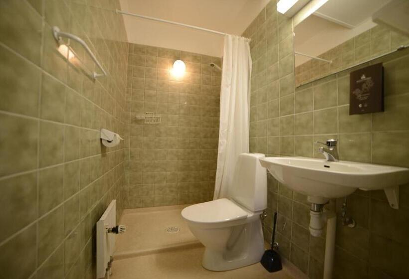 Номер Economy, örserumsbrunn Gestgifveri & Konferens