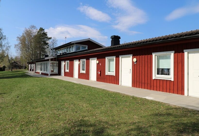 חדר משפחתי, Stiftsgården I Rättvik