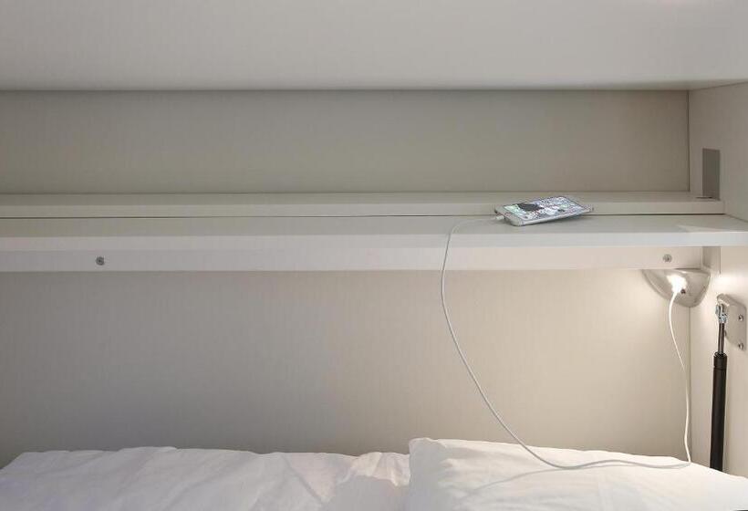 스탠다드 트리플 룸, Kvibergs Vandrarhem   Hostel