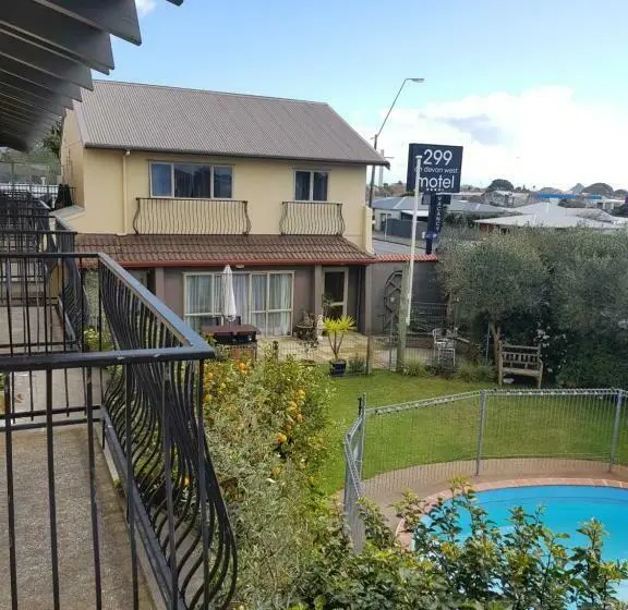 1ベッドルームアパートメント, 299 On Devon West
