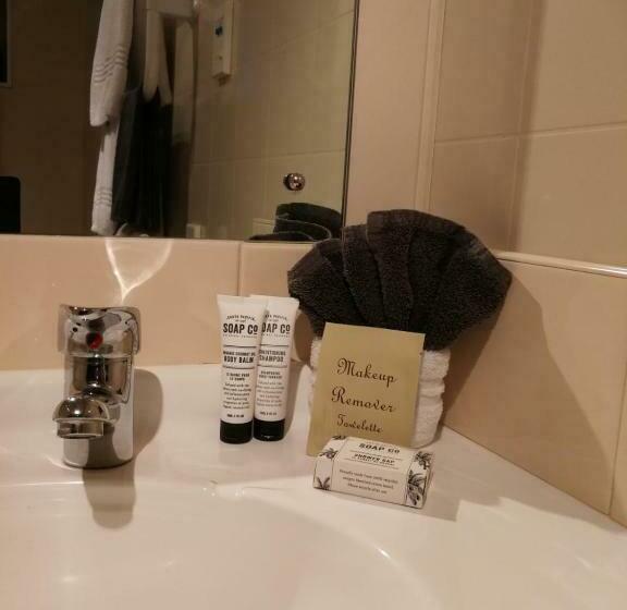 חדר סטנדרט, 299 On Devon West