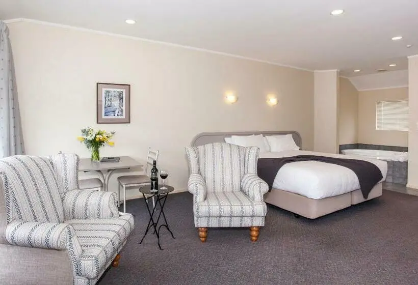 Standard-studio, Te Mata Lodge