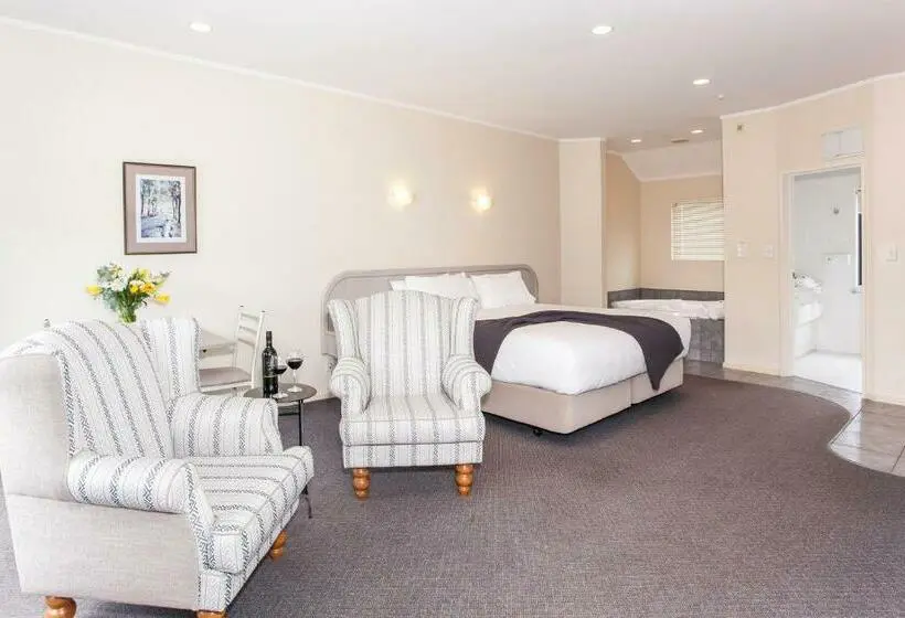 Standard-studio, Te Mata Lodge