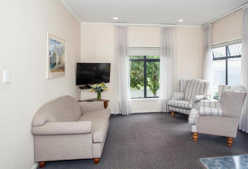 דירת שני חדרים, Te Mata Lodge