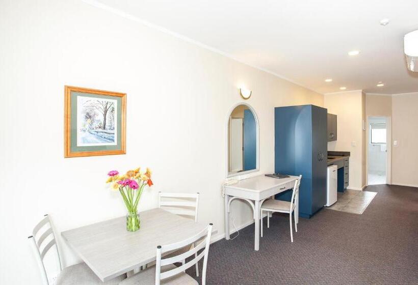 דירת שני חדרים, Te Mata Lodge