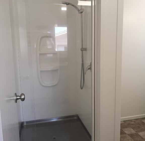 דירת חדר שינה עם טרסה ונוף לים, Paku Lodge Resort