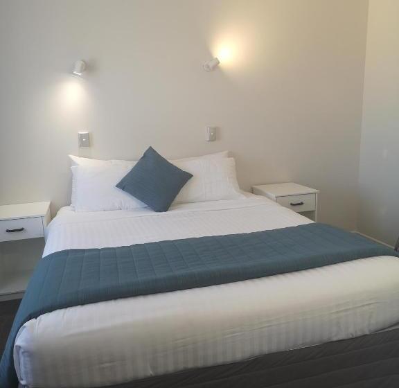 דירת חדר שינה עם טרסה ונוף לים, Paku Lodge Resort