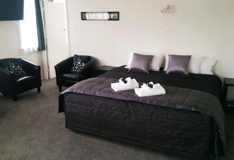 ファミリールーム, Palm Motel Waihi