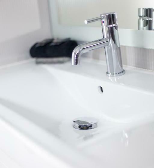 استودیوی استاندارد, Picton Accommodation Gateway Motel