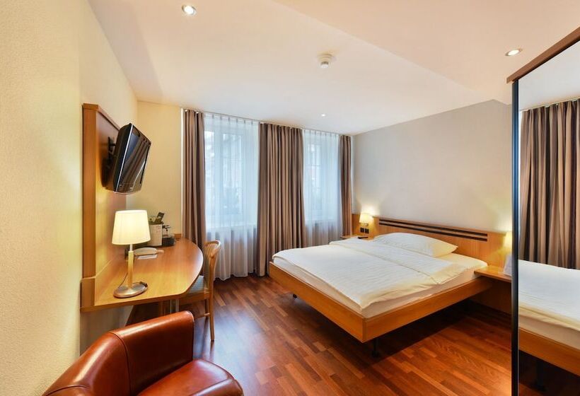 Номер Стандарт, Apart Hotel Amadeo