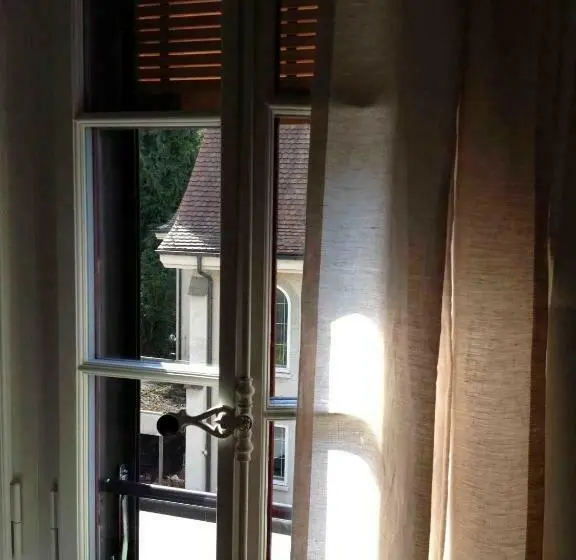 اتاق استاندارد, B&b The B