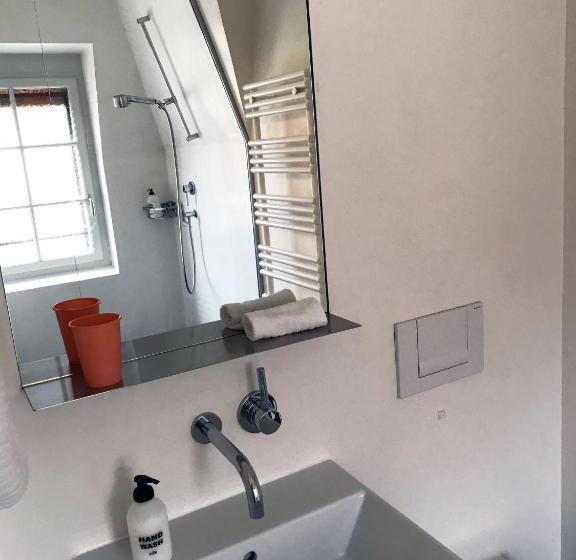 スタンダードシングルルーム, B&b The B