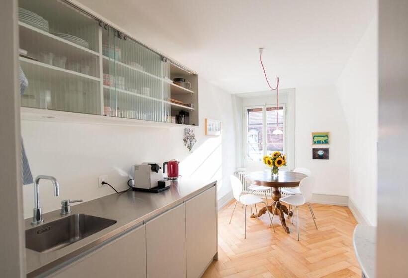 バルコニー付き１ベッドルームアパートメント, B&b The B