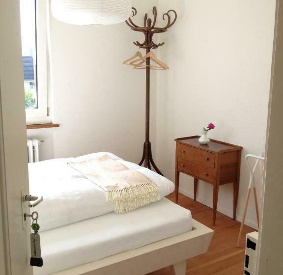 חדר סטנדרד יחיד חדר אמבטיה משותף, Au Jardin