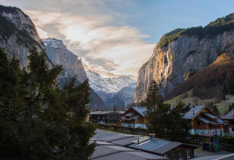 带共用浴室的标准房间, Schutzenbach Backpackers For Adults 18 35