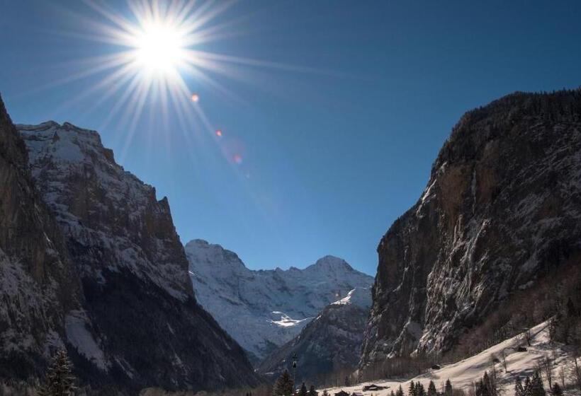 基本房间共用浴室, Schutzenbach Backpackers For Adults 18 35