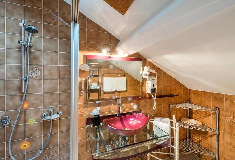 חדר משפחתי, Albergo Ristorante La Palma