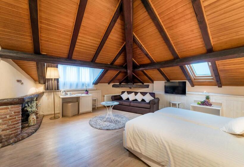 غرفة عائلية, Albergo Ristorante La Palma