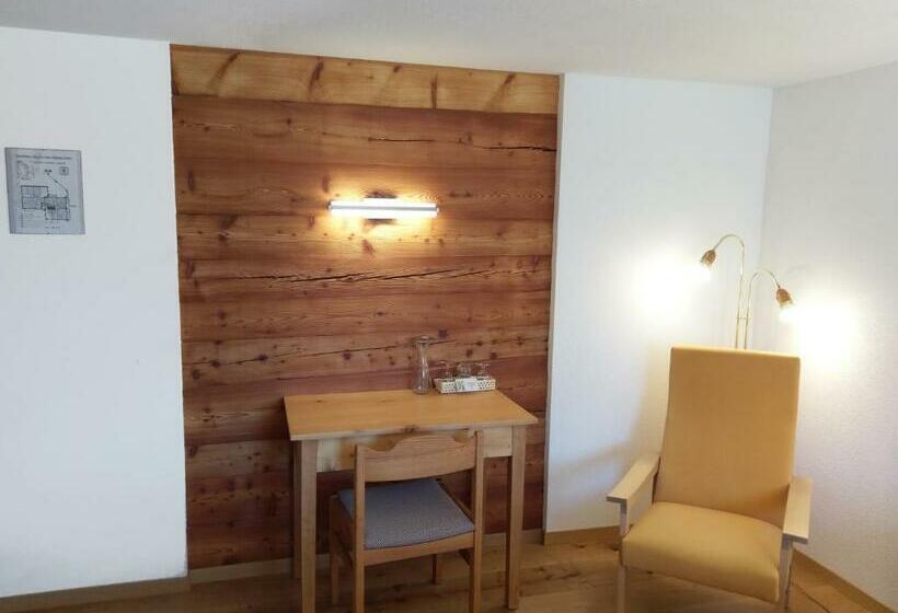 חדר סטנדרט עם מרפסת, Alpenblick