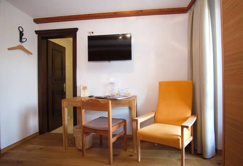 חדר דלוקס יחיד, Alpenblick