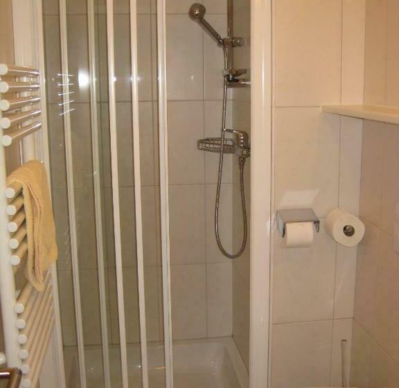 Standardzimmer, Arch San Martin