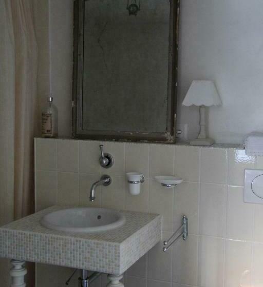 חדר אקונומי, Bed And Breakfast Gantrisch Cottage Ferienzimmer