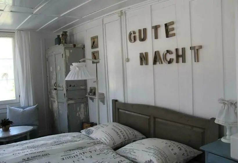 Economy-huone, Bed And Breakfast Gantrisch Cottage Ferienzimmer
