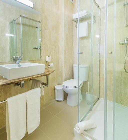 غرفة قياسية ثلاثية, D. Dinis