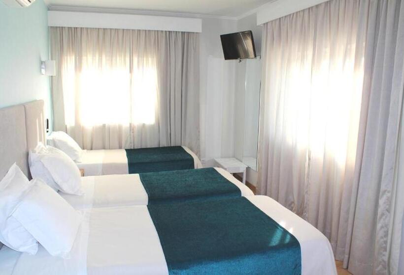 غرفة قياسية ثلاثية, D. Dinis