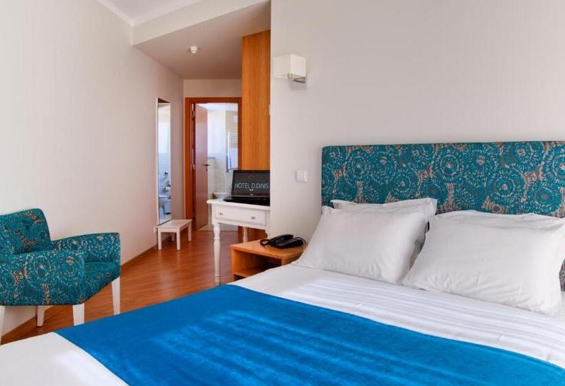 غرفة قياسية مزوَّدة بشُرفة, D. Dinis