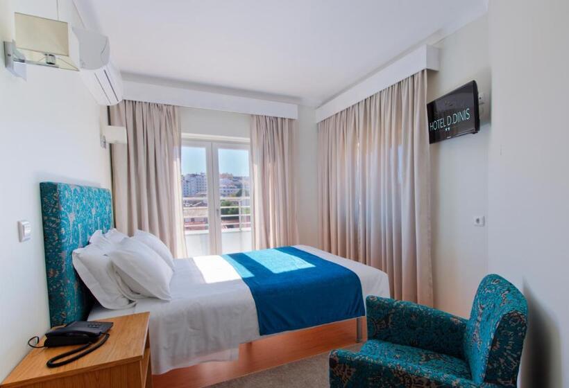 غرفة قياسية مزوَّدة بشُرفة, D. Dinis