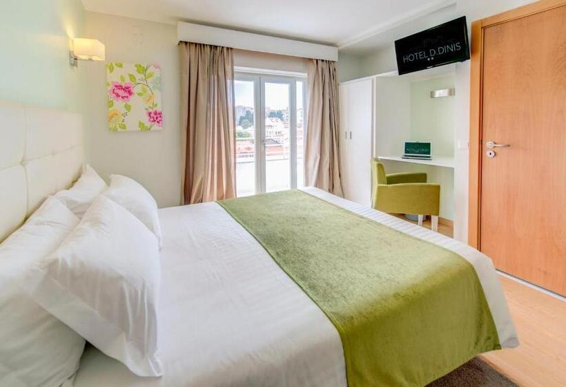 غرفة قياسية ثلاثية مزودة بشرفة, D. Dinis